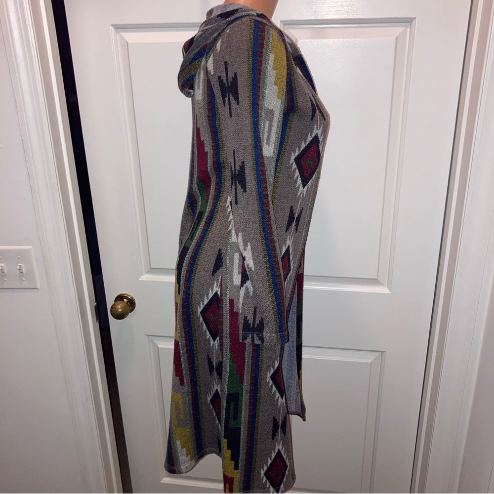Joyce Leslie long, geometric Aztec cardigan Junior XS - Picture 4 of 14